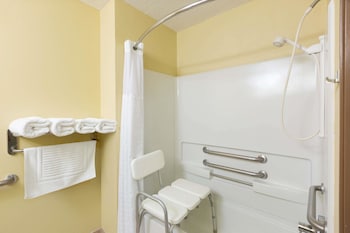 Baymont By Wyndham Fort Dodge,Humboldt>>Fort Dodge,2.5 star