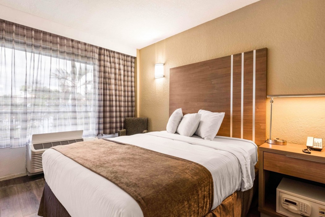 rodeway inn and suites fort lauderdale airport and cruise port