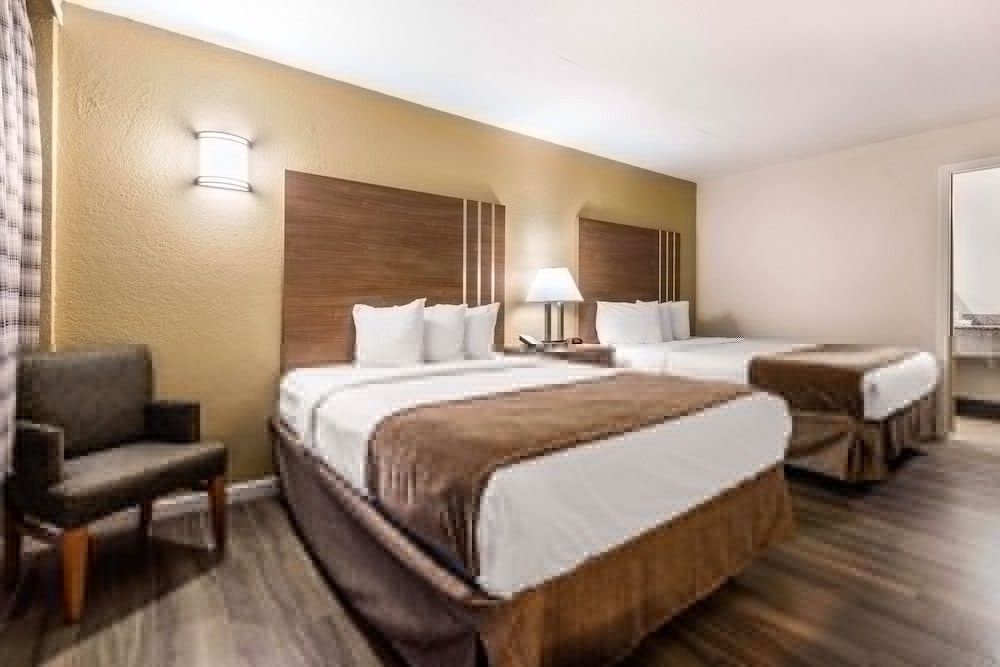 rodeway inn and suites fort lauderdale airport and cruise port
