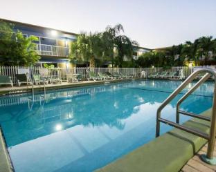 Rodeway Inn & Suites Fort Lauderdale Airport & Cruise Port,Near Secret Woods Nature Center,3 star