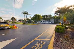 rodeway inn and suites fort lauderdale airport and cruise port