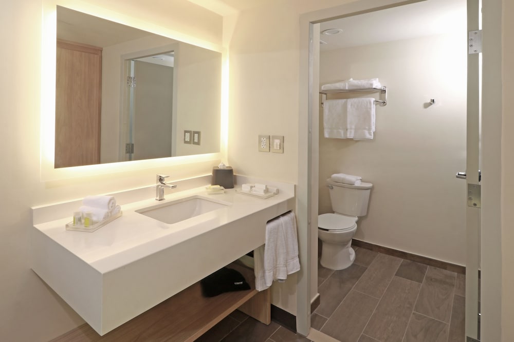 holiday inn ciudad juarez by ihg