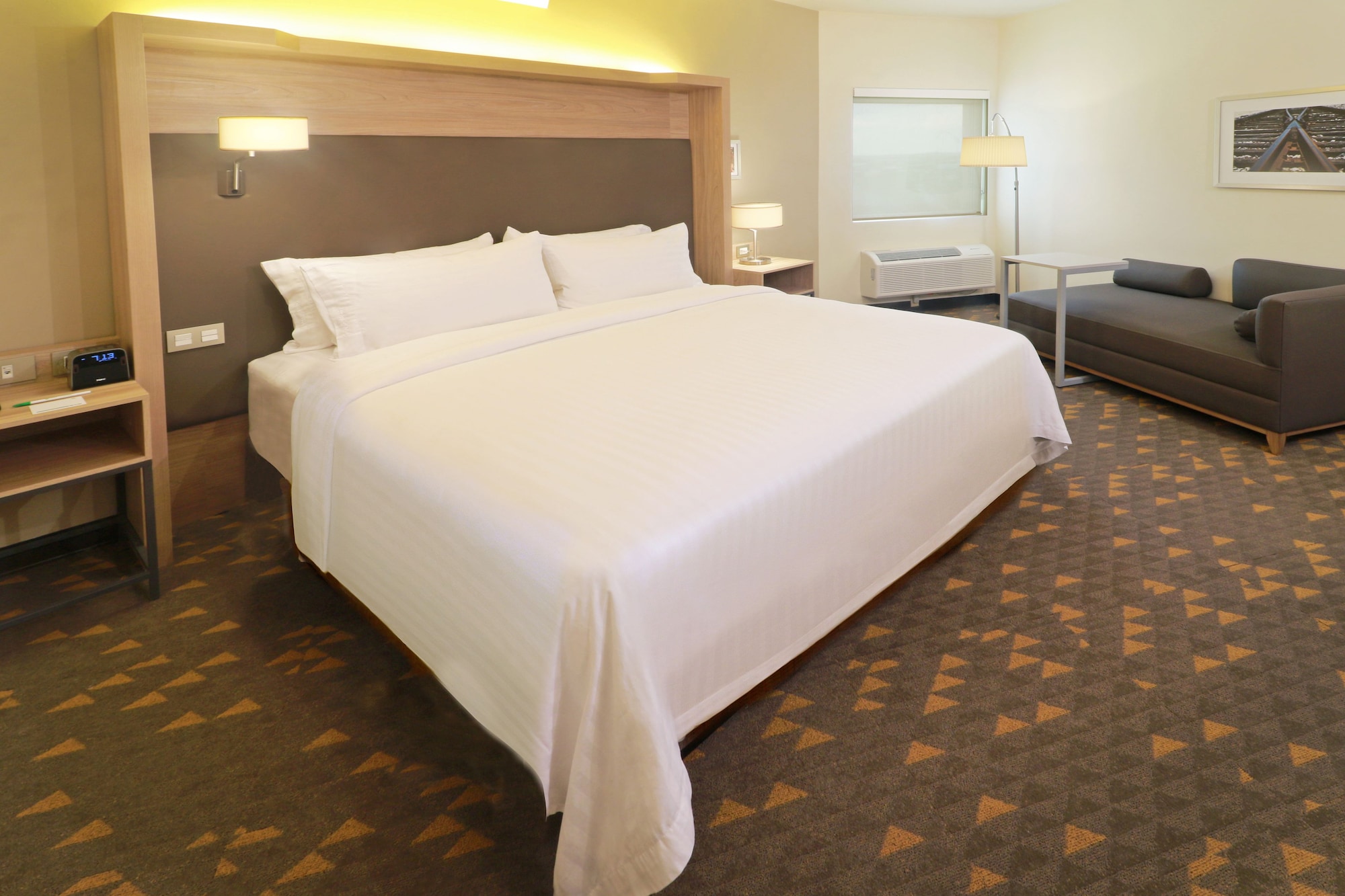 holiday inn ciudad juarez by ihg