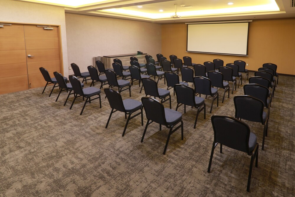 holiday inn ciudad juarez by ihg