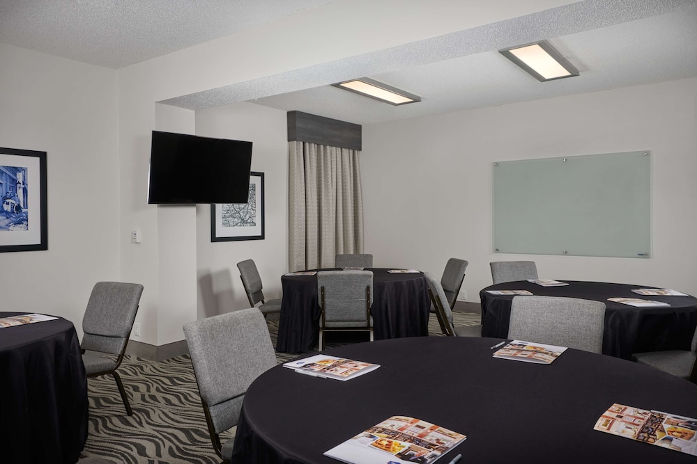 hampton inn clemson university area