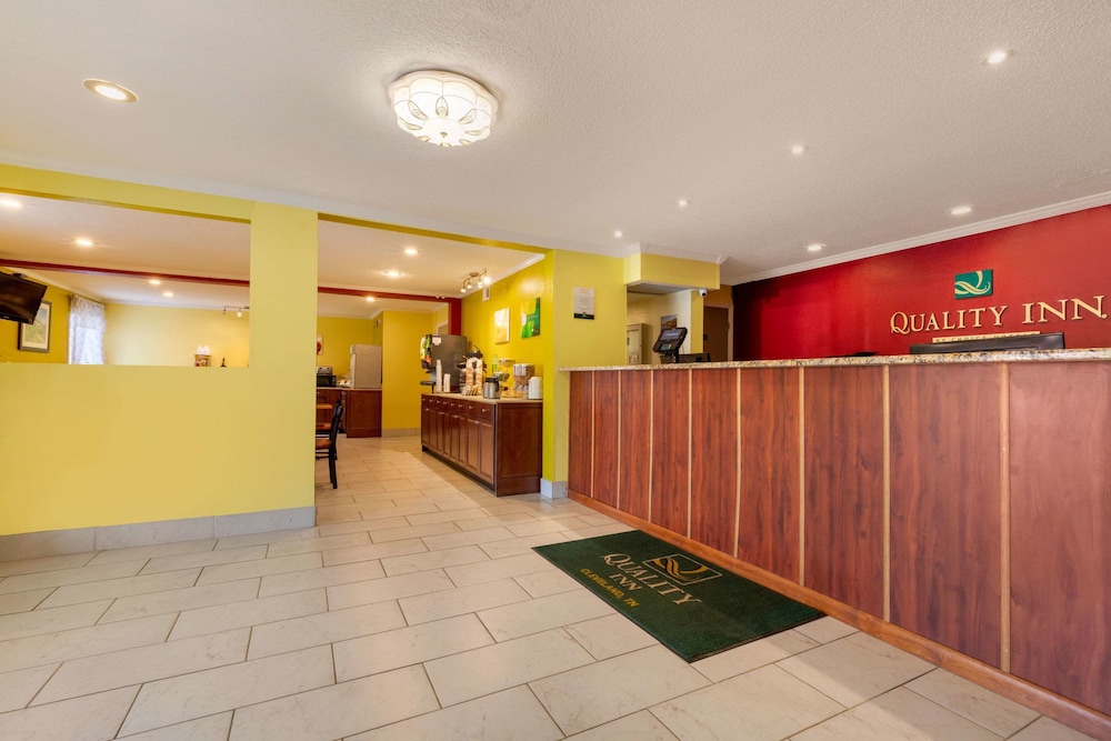 quality inn cleveland north