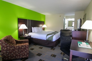 quality inn cleveland north