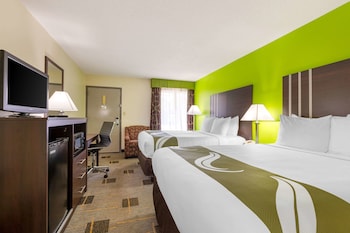 quality inn cleveland north