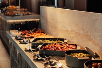 voco paris porte de clichy by ihg