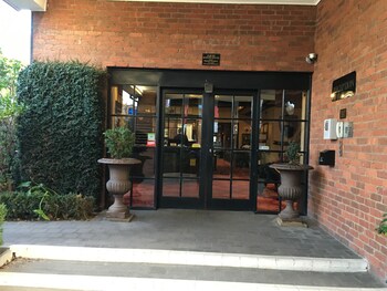 Albury Manor House,New South Wales>>Albury,4 star