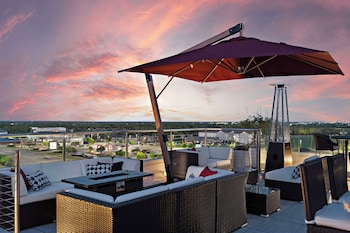 hilton college station and conference center