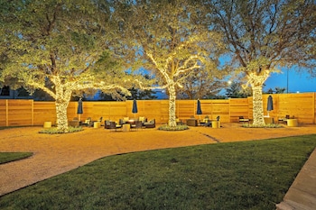 hilton college station and conference center