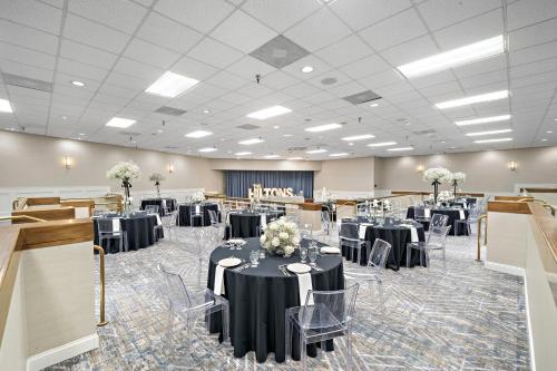 hilton college station and conference center