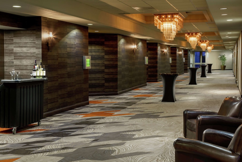 doubletree by hilton colorado springs