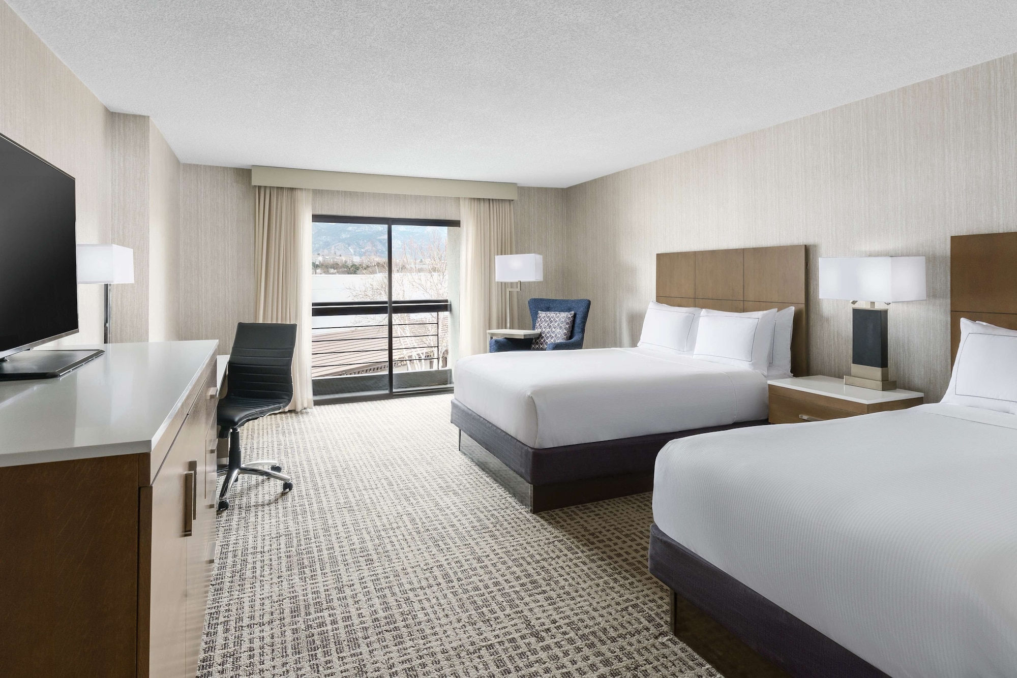 doubletree by hilton colorado springs