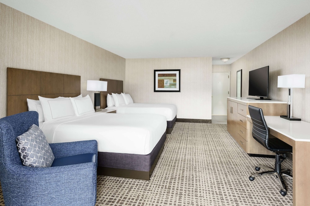 doubletree by hilton colorado springs