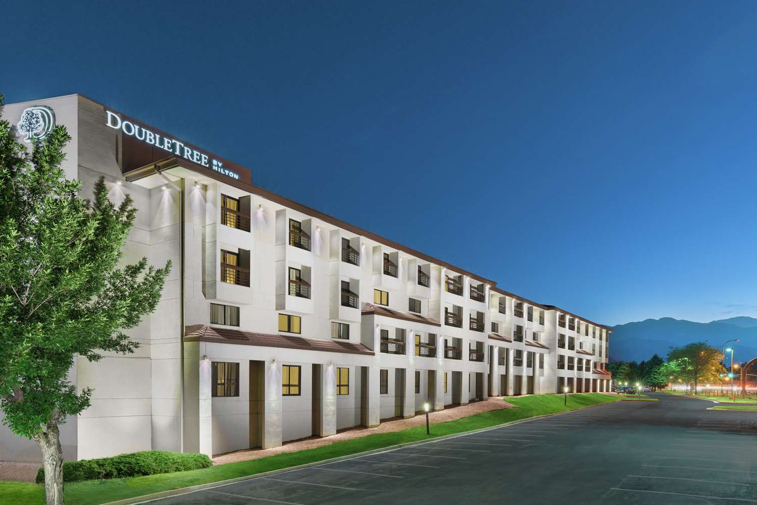 doubletree by hilton colorado springs