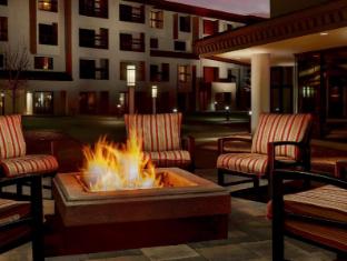 doubletree by hilton colorado springs