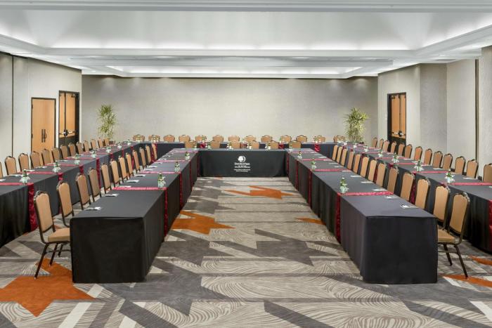 doubletree by hilton colorado springs