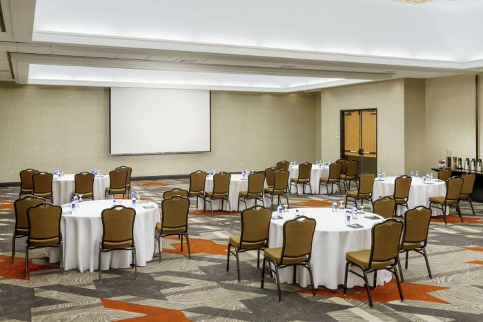 doubletree by hilton colorado springs