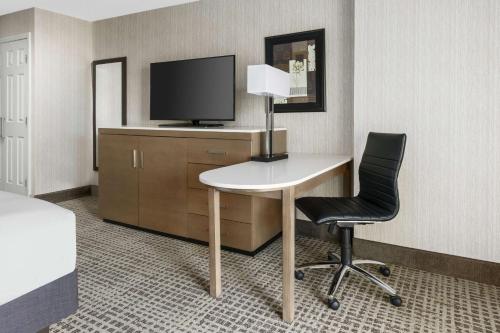 doubletree by hilton colorado springs