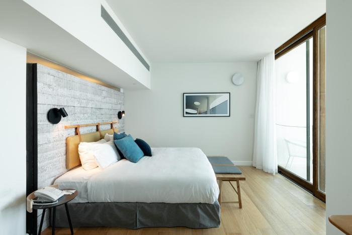 elma hotel and art complex