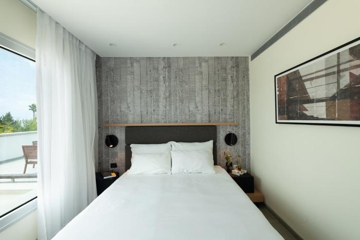 elma hotel and art complex