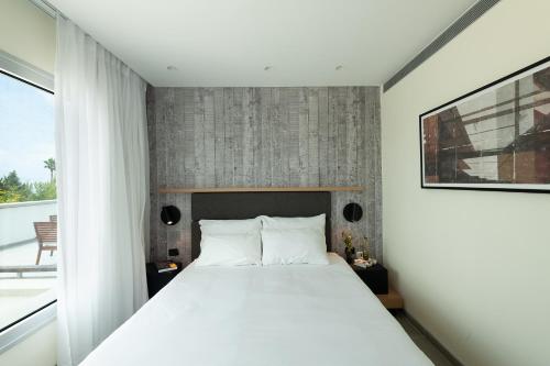 elma hotel and art complex