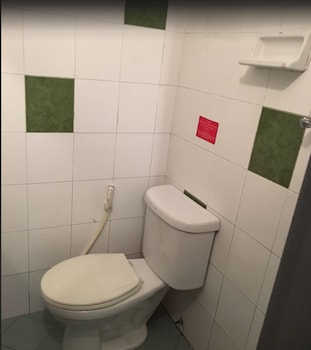 new ihouse hotel hostel