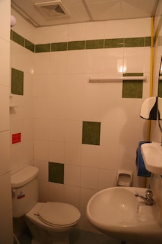 new ihouse hotel hostel