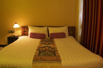 new ihouse hotel hostel