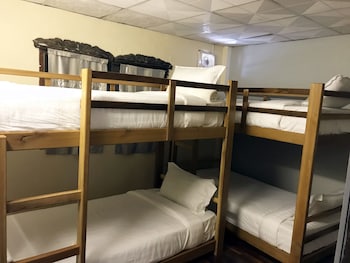 new ihouse hotel hostel