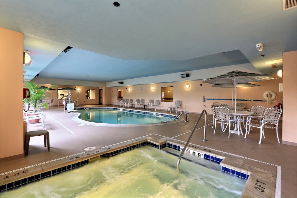 comfort suites grand rapids north
