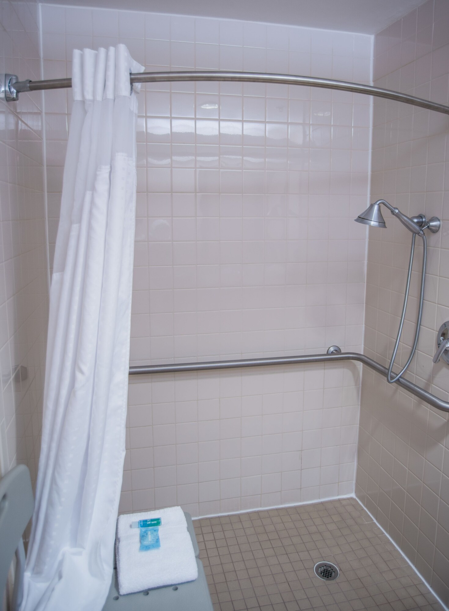 holiday inn express hotel and suites conover hickor