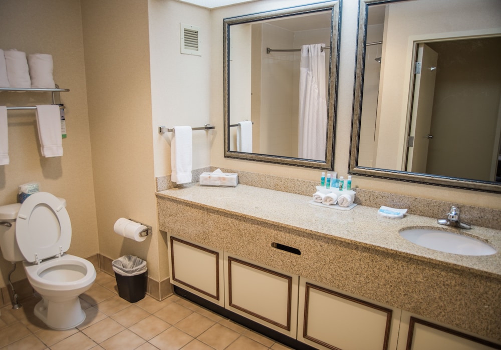 holiday inn express hotel and suites conover hickor