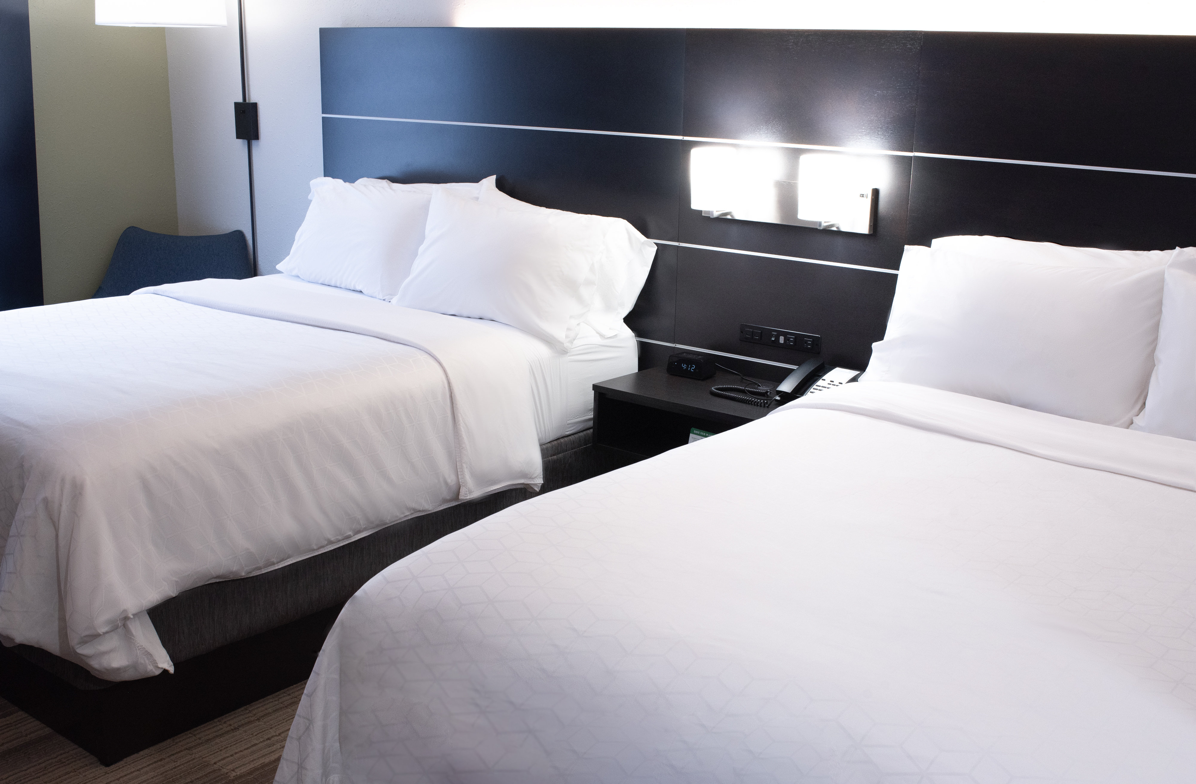 holiday inn express hotel and suites conover hickor