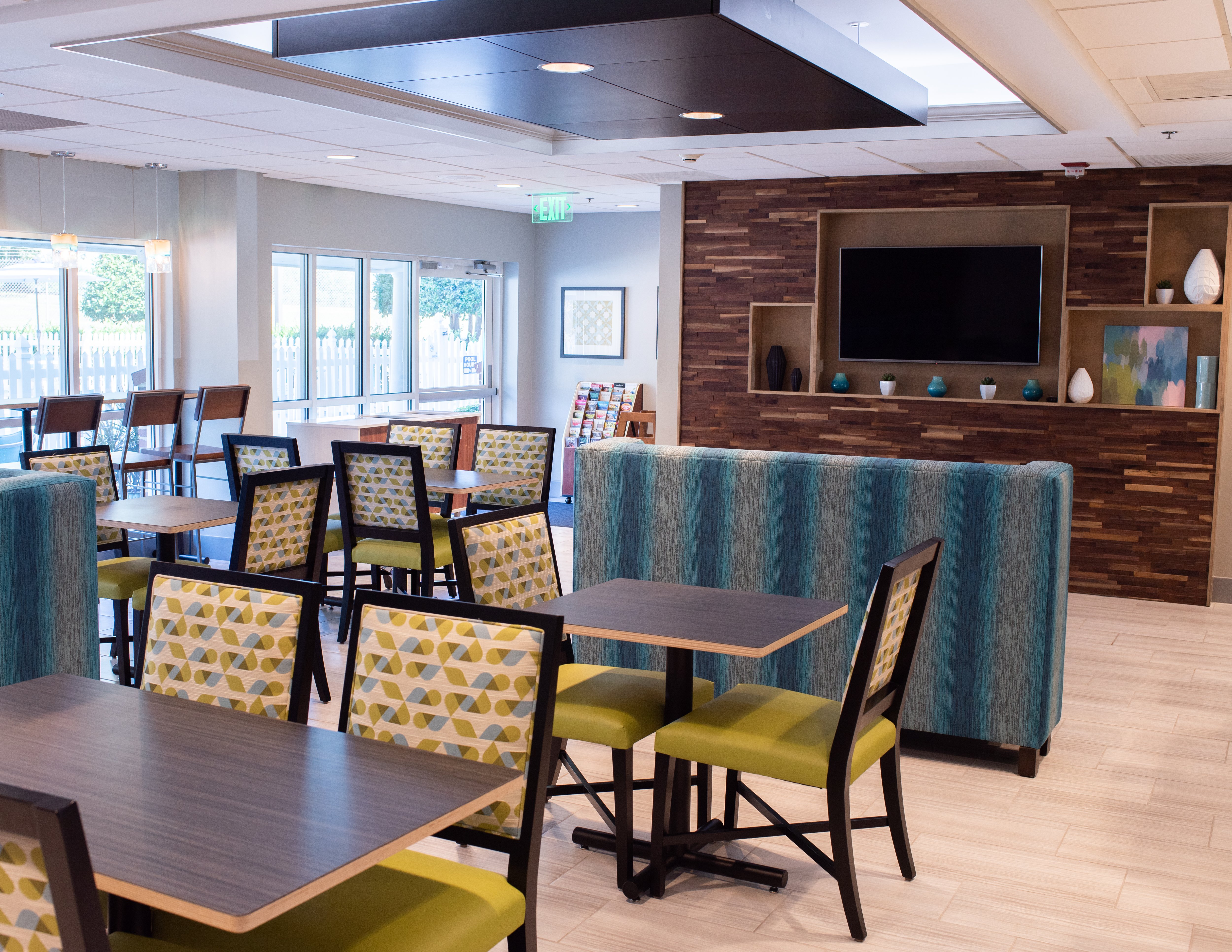 holiday inn express hotel and suites conover hickor