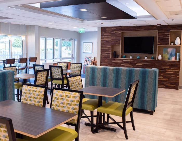 holiday inn express hotel and suites conover hickor