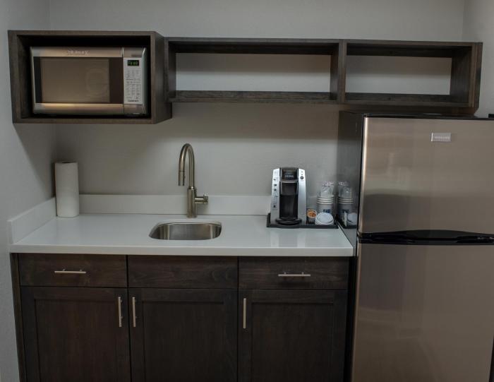 holiday inn express hotel and suites conover hickor