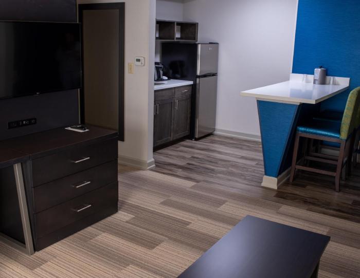 holiday inn express hotel and suites conover hickor