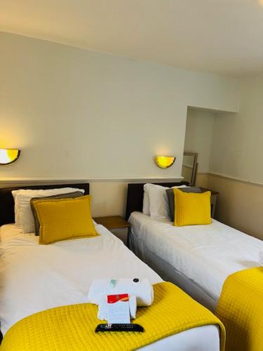 The Crown Hotel,Buckingham>>Brackley,3 star