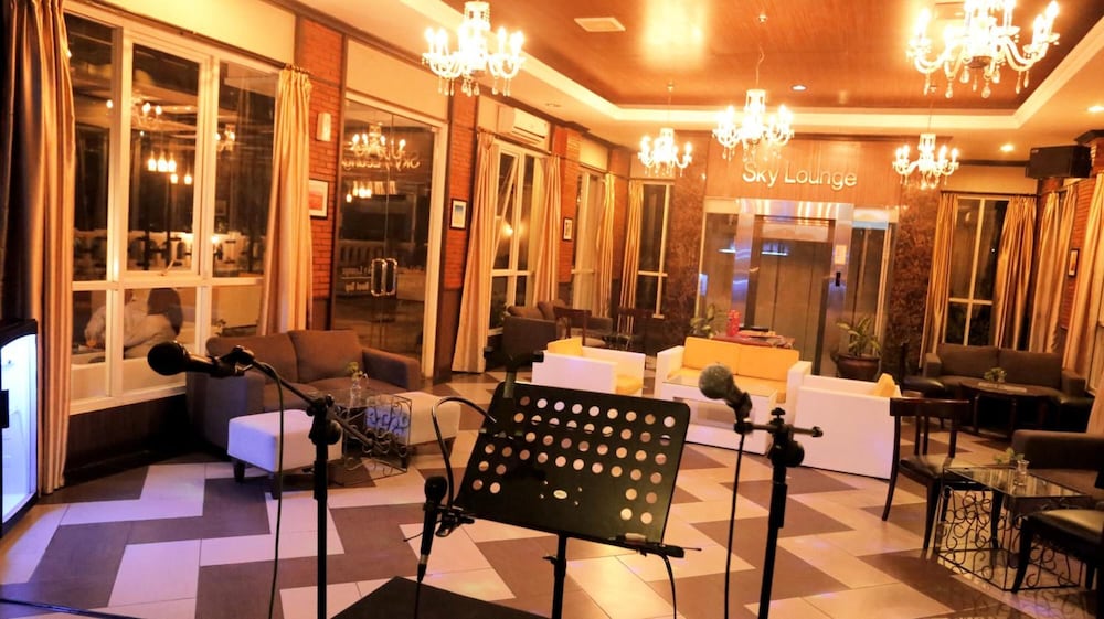 amarelo hotel