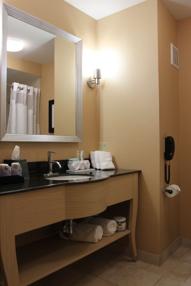 holiday inn express cortland by ihg