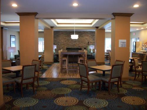 holiday inn express cortland by ihg