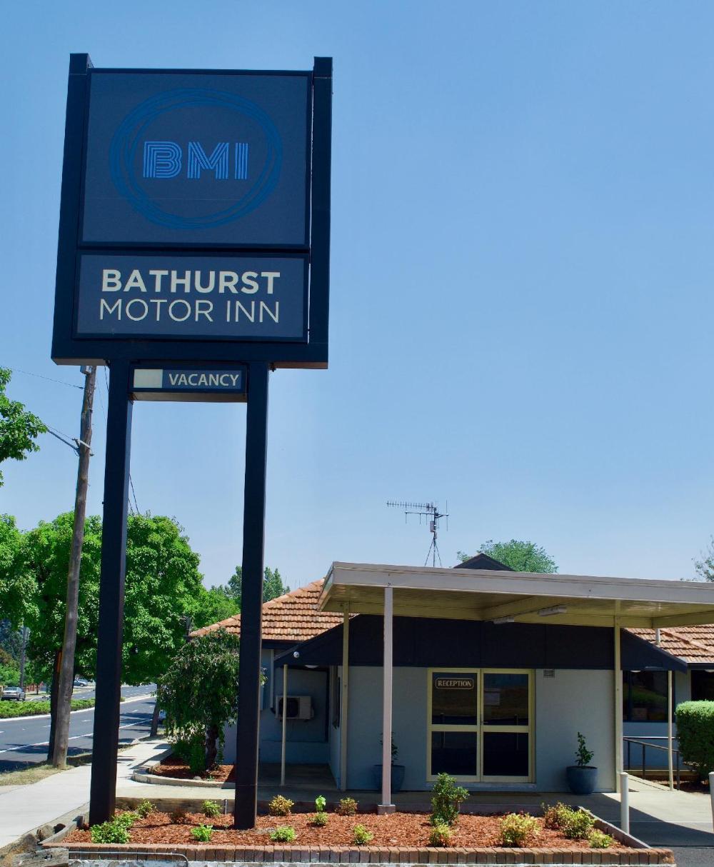 bathurst motor inn
