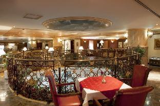 landmark plaza hotel
