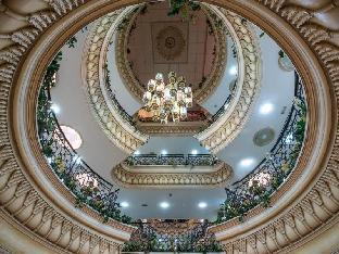 landmark plaza hotel