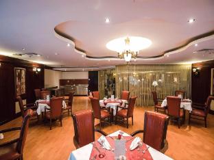 landmark plaza hotel
