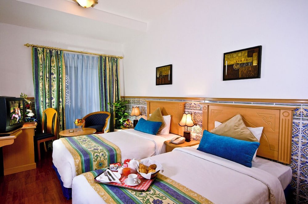 landmark plaza hotel