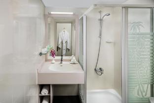 savoy park hotel apartments